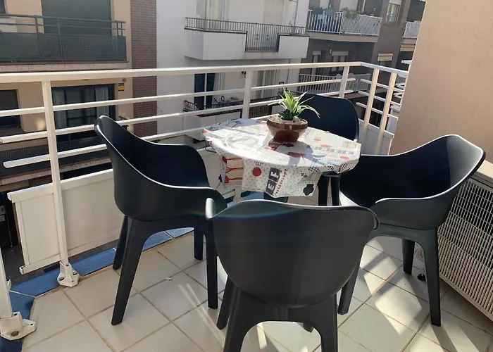 Acogedor Apartamento En Roses - 50M Playa - Wifi - Aire Acondicionado
